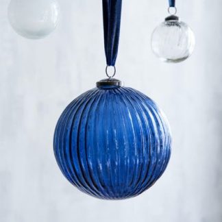 Simple stylish stunning hand blown large blue murrine bauble from Garden Trading. Made of recycled blown glass. Perfect for every tree. 18cm