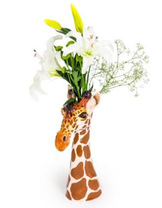Meet Gerri our goofy ceramic giraffe vase. Long elegant lines, superb colour and detail, a wonderful gift! Glossy smooth glaze. A must have! 38 x 14 x 24cm