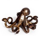 This aged antiqued bronze octopus candle holder is a wonderfully different yet stylish decorative item for your home