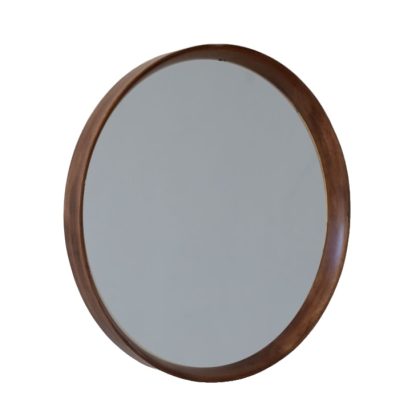 Add style and simplicity with this XL round oak wood mirror. It has a simple thin frame that has dovetailed detailing. Simple and stylish. 100 x 100 x 8cm