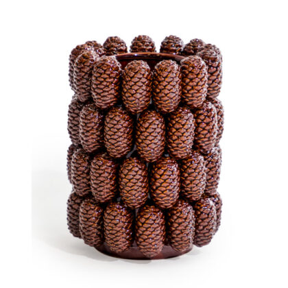 Add something special to your home with this large ceramic pine cone vase. 18 x 18 x 26cm .Great gift and works as a utensil holder too!