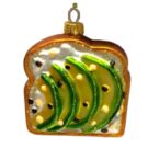 Add a touch of the ridiculous yet glam to your Christmas tree this festive season with this Avocado on toast bauble. Chic and playful. 7.5 x 8.5 x 3cm