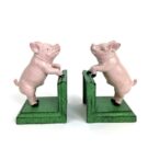 These cast iron pig bookends are perfect for any piggy lover. Super style, detail and finish. Get some pink pig love into your home. 18.5 x 14.5 x 8cm.