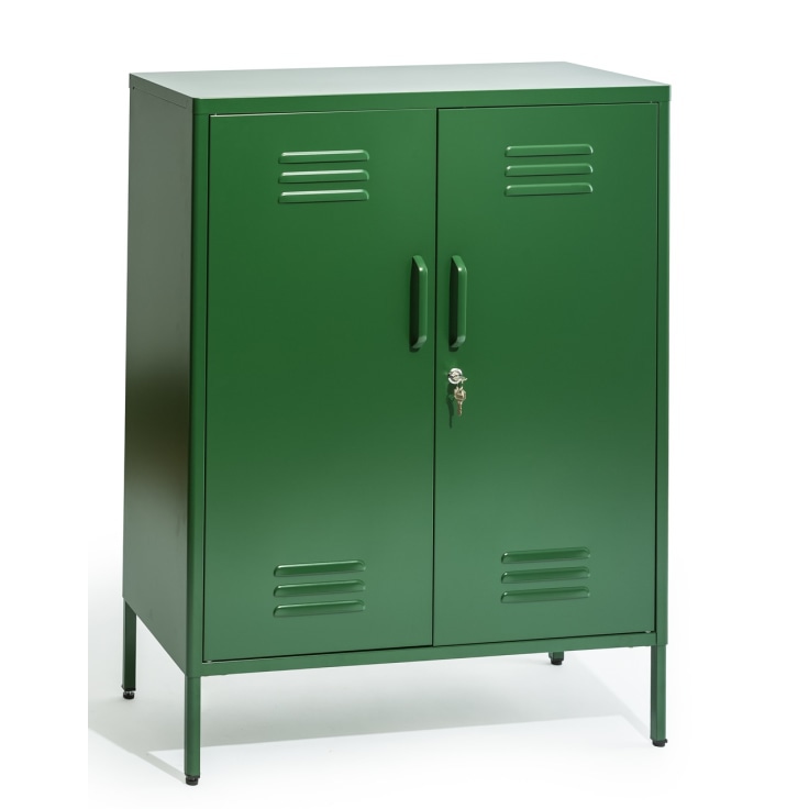 Add simple industrial style and practicality to your home with this racing green medium steel locker. Super sturdy, lockable too. 80 x 102.5 x 37cm